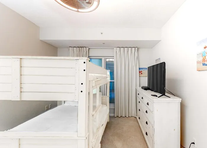 Holiday home Charming Ocean View With Private Balcony Ac Shared Outdoor Pool Free Wifi