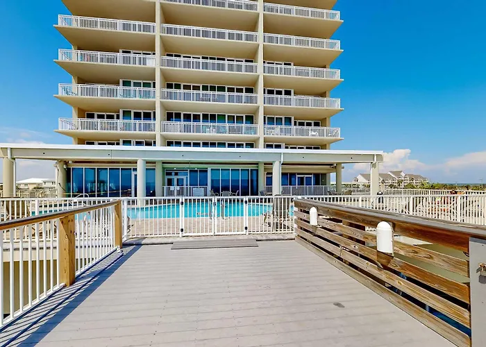 Charming Ocean View With Private Balcony Ac Shared Outdoor Pool Free Wifi *